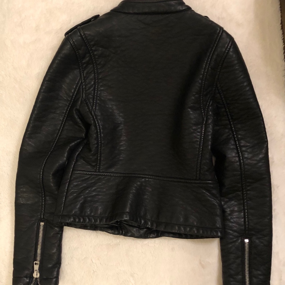 Leather Jacket - Picture 5 of 5